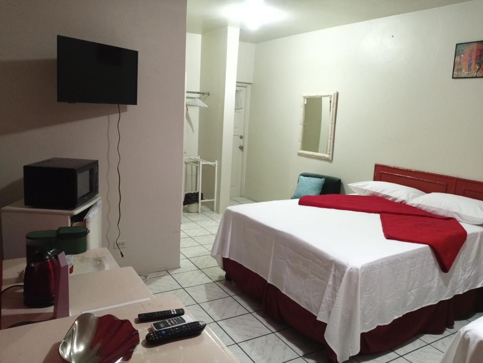 Ridgeway Guest House Montego Bay Exterior photo